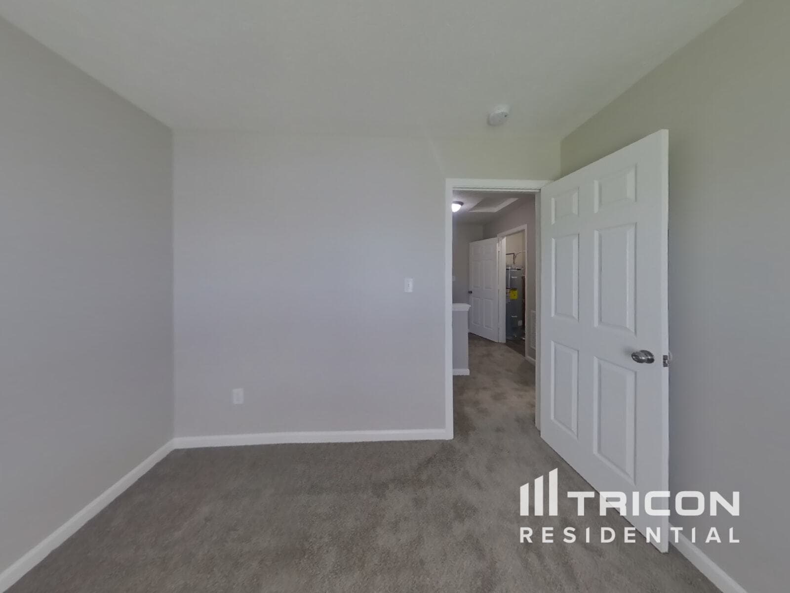 Building Photo - 3215 Brandenburg Dr