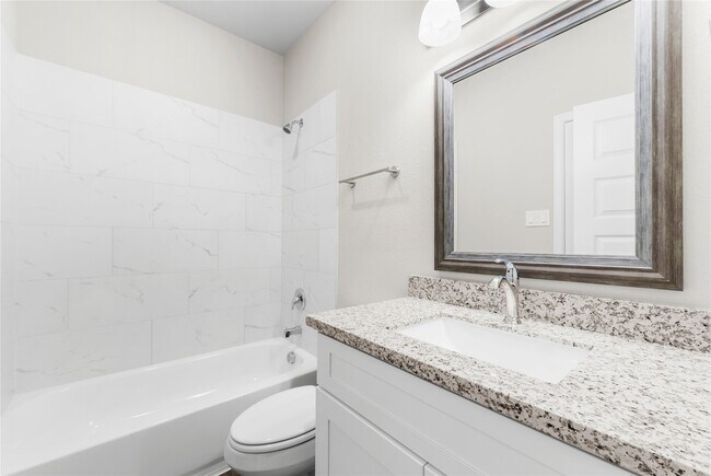 Building Photo - 8161 Tate St