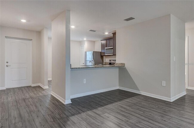 Building Photo - 4127 Snowdrop St