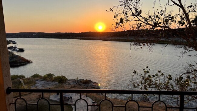 Building Photo - 3404 American Dr