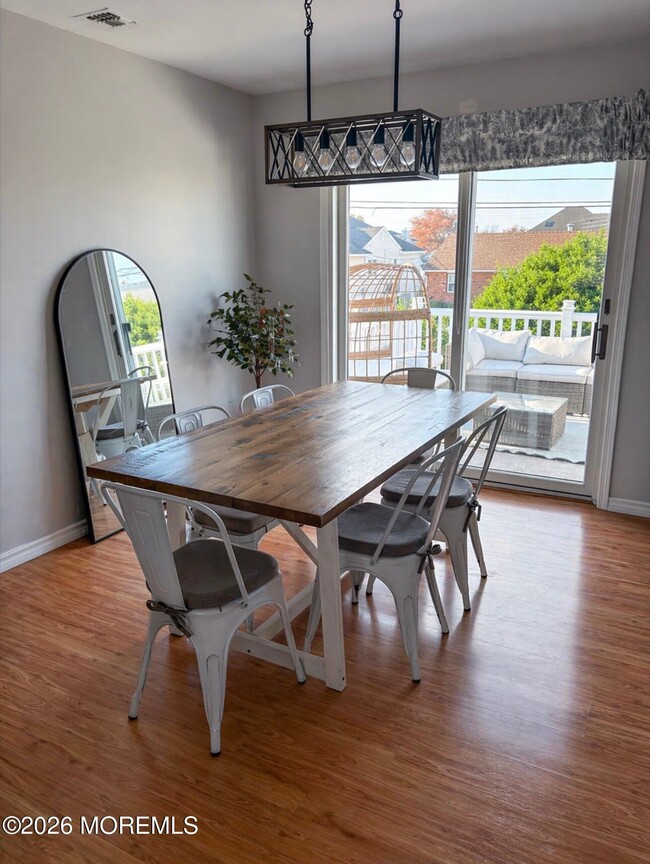 Building Photo - 3430 Bergen Ave