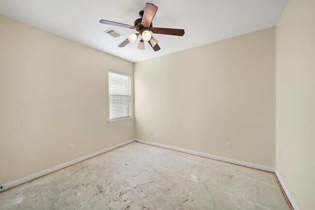 Building Photo - 107 Bella Sole
