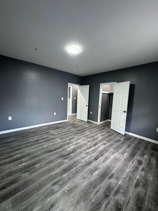 Building Photo - 153 Vine St