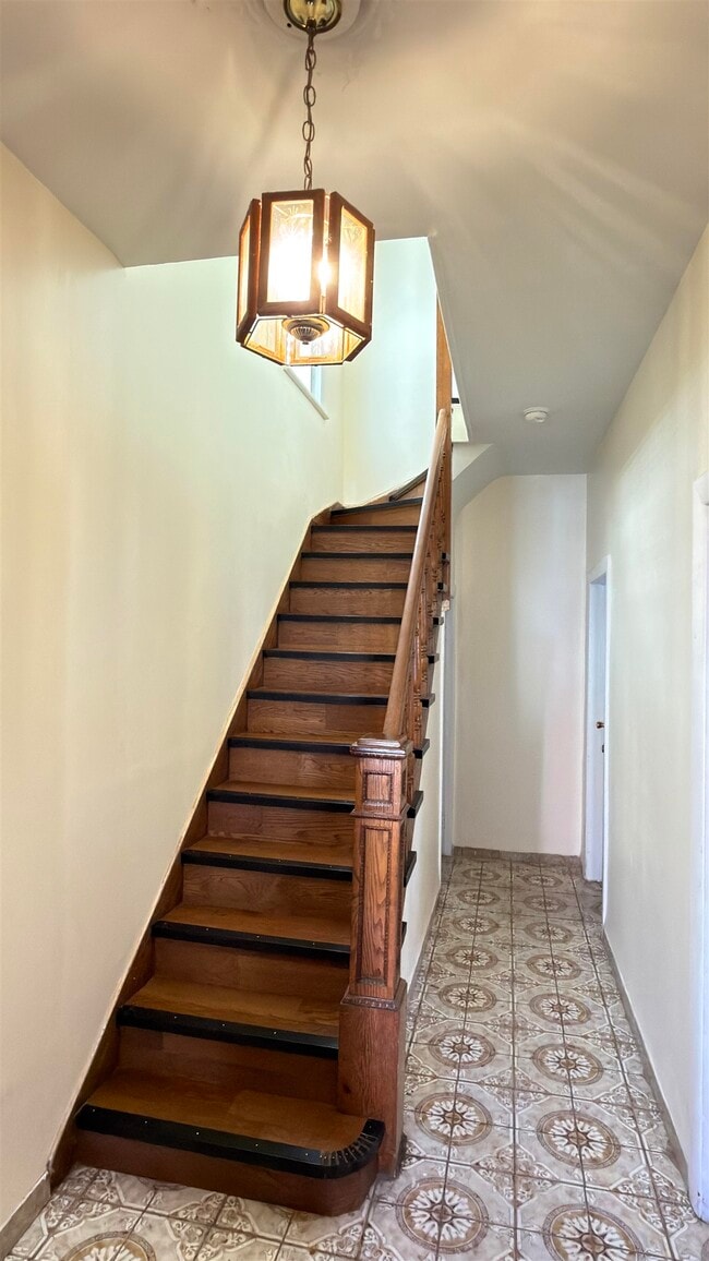 Building Photo - 217 62nd St