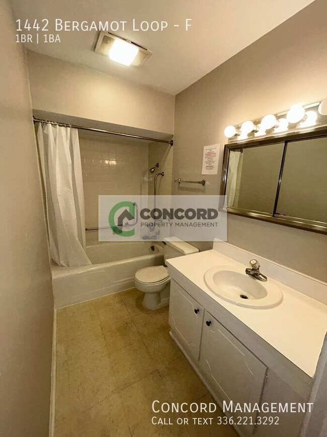 Building Photo - 1442 Bergamot Loop