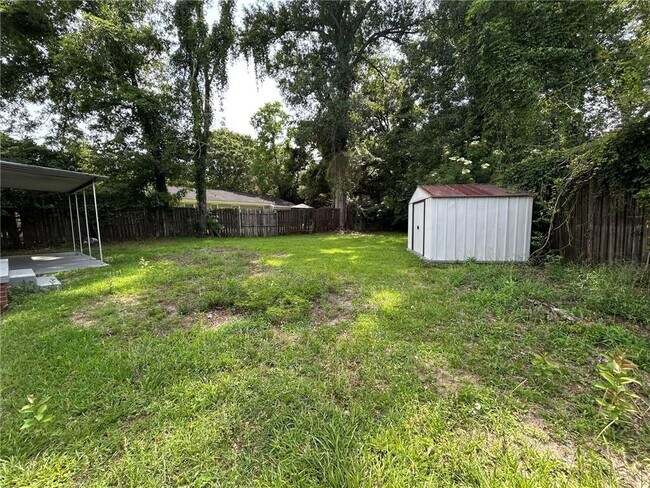 Building Photo - 506 Seville Dr