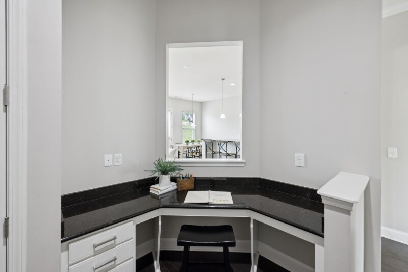 Building Photo - 1719 Biscayne Dr