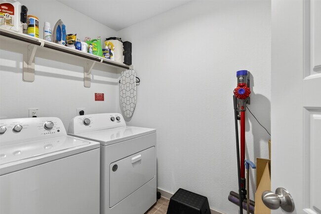 Building Photo - 12812 Tokenhouse Ln