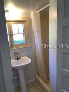 Building Photo - 16 W Laurel Oak Dr