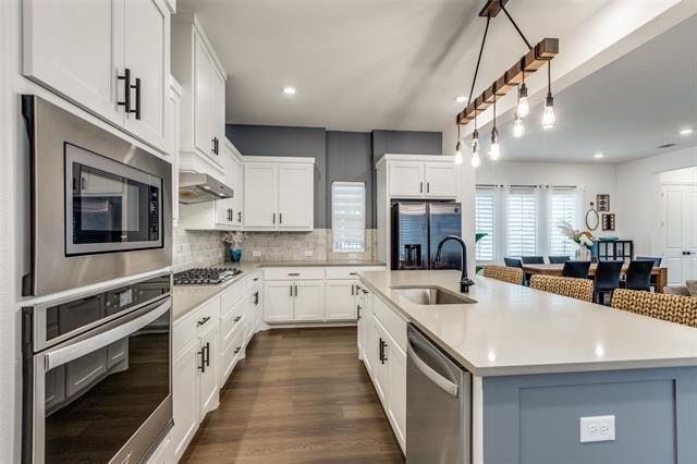 Building Photo - 8220 Bethpage Dr