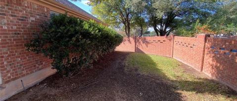 Building Photo - 1002 Mesquite Hollow Pl