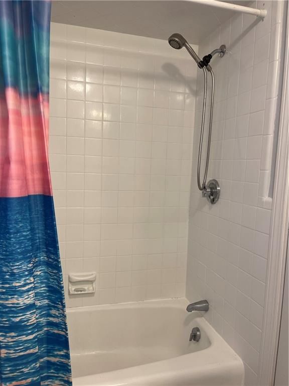 Building Photo - 12 Third School St