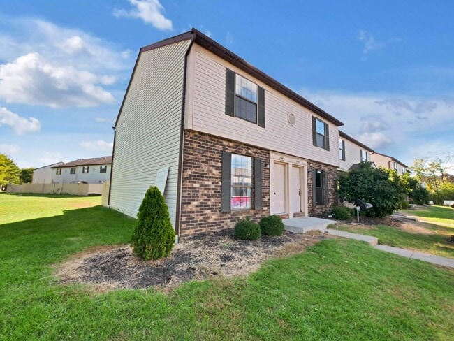 Building Photo - 2942-2948 Sawdust Ln