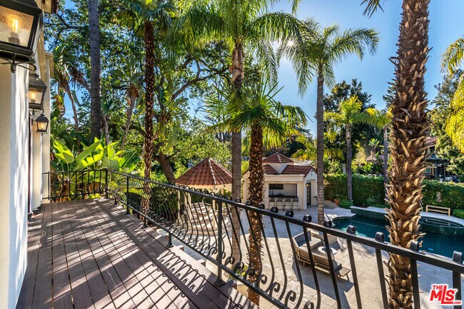 Building Photo - 17230 Silver Ln