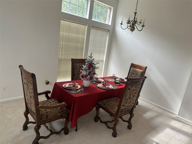 Building Photo - 14202 Misty Knoll Ct