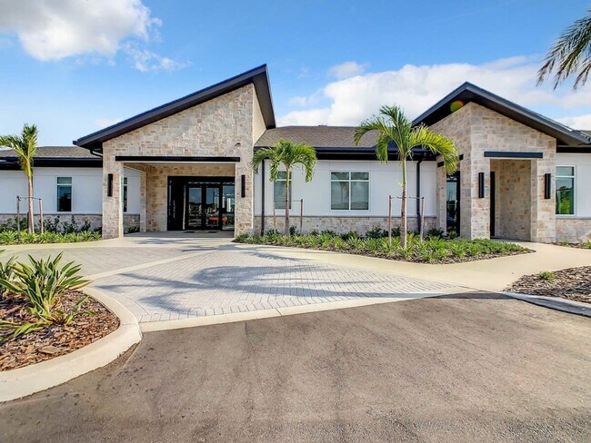 Building Photo - 3121 Paradox Cir