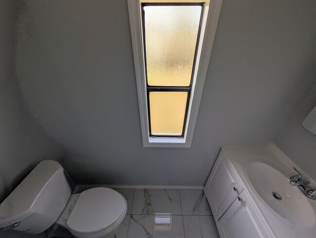 Building Photo - 2Bedroom /1.5 Bath Mobile in Mims Nicely Updated