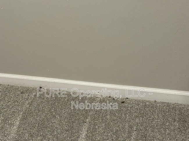Building Photo - 6215 N 128th St