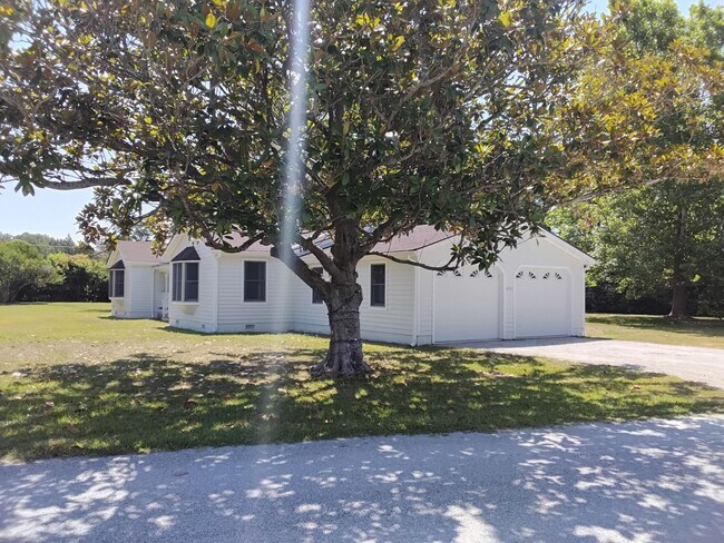 Building Photo - 4331 NC-24