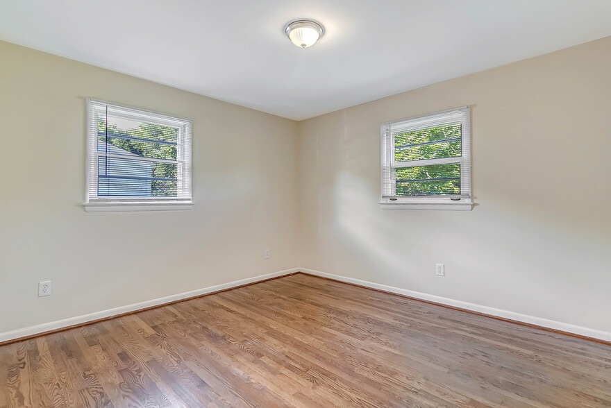 Building Photo - 8808 Patricia Ct