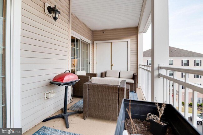 Building Photo - 4646 Derby Ct