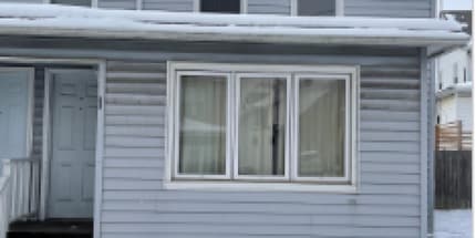 Building Photo - 408/410