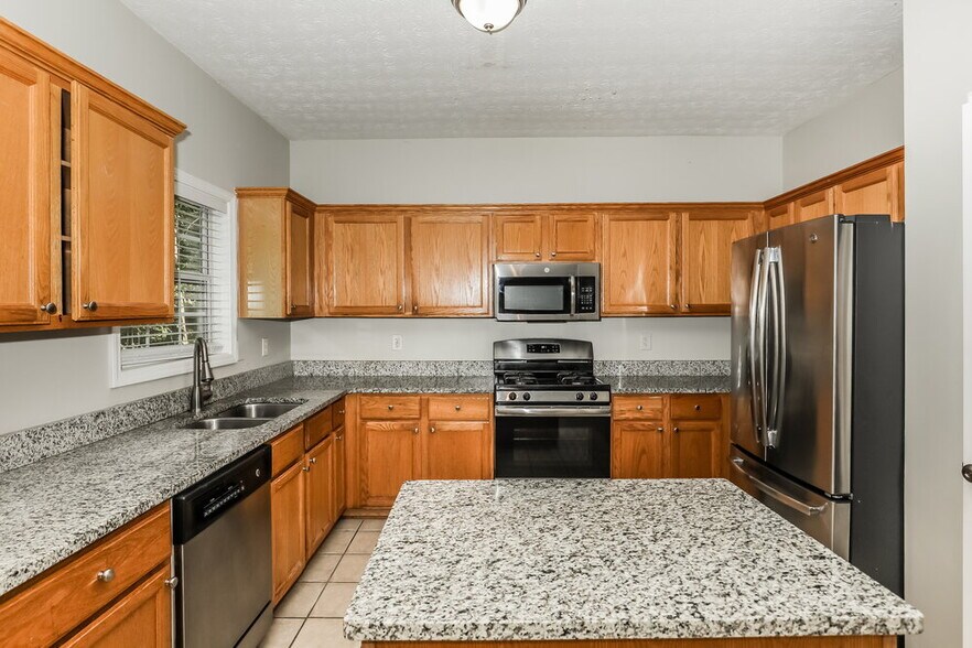 Building Photo - 416 Heathcliff Ct