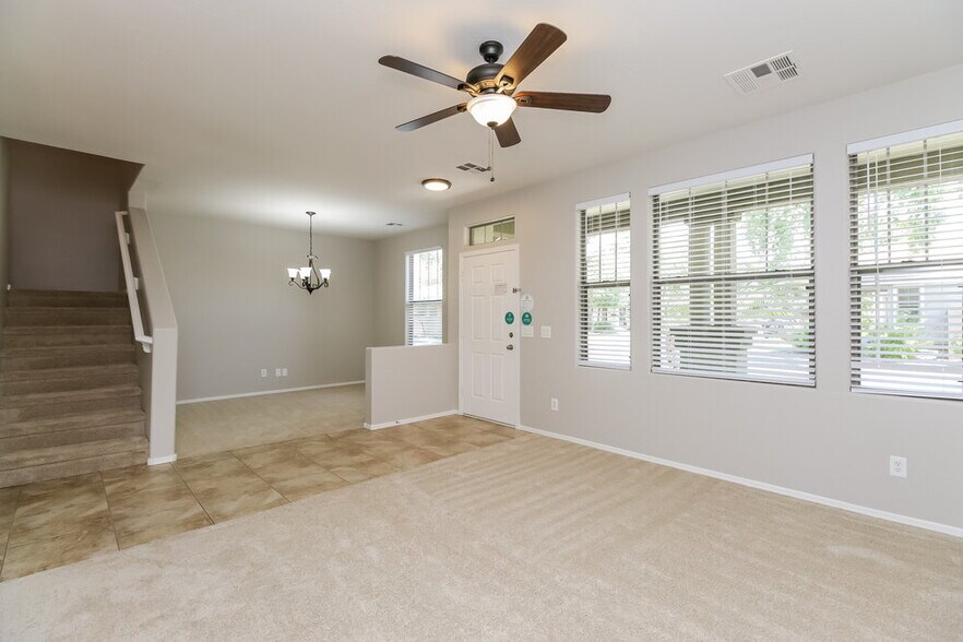 Building Photo - 2918 S Anderson Ln