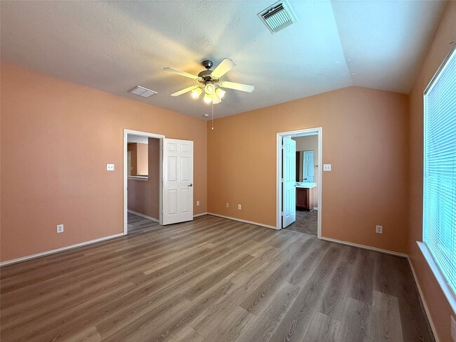 Building Photo - 12414 Jasmine Brook Ln