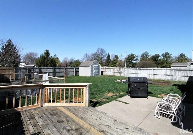 Building Photo - 1808 Starks Cir