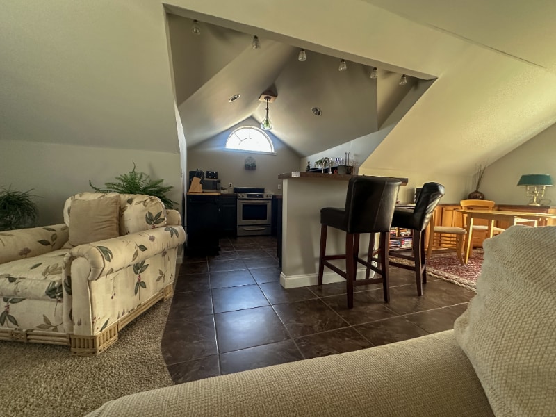 Building Photo - 288 38th Ave N