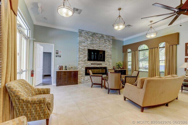 Building Photo - 1107 Big Torch St