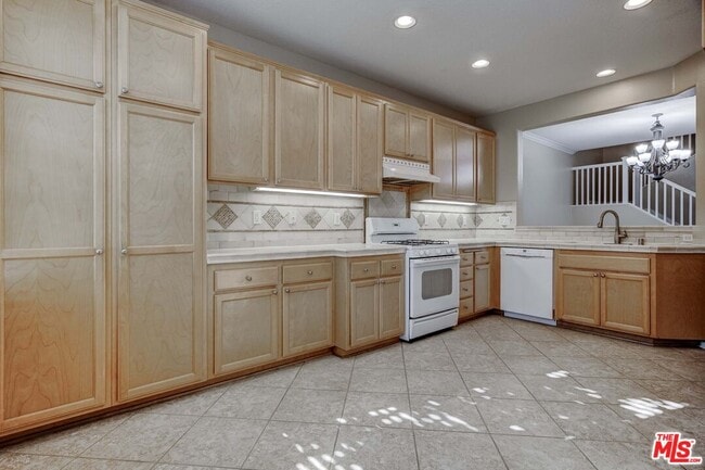 Building Photo - 11475 Fernside Ln