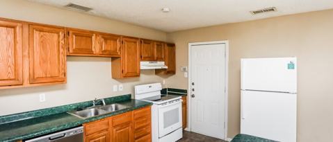 Building Photo - 1513 Hawk Ct