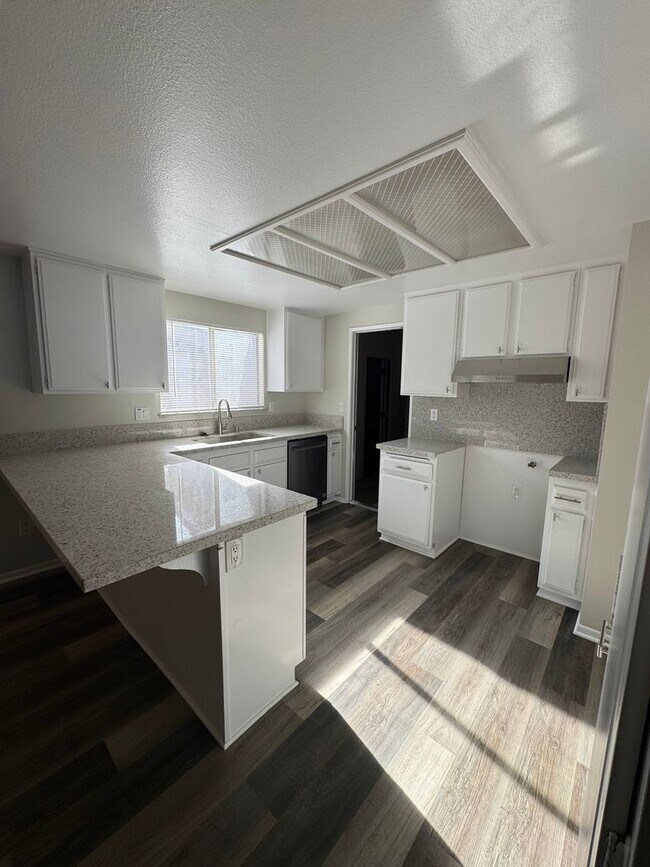 Building Photo - ***New Rental Home***