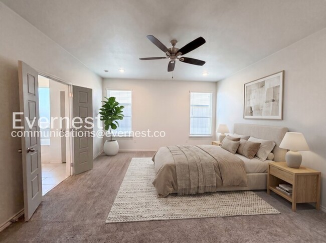 Building Photo - Limited Time Special Offer / 4 Bed, 3 Bath Home with Garage / Pet-Friendly / Vouchers Accepted / ...