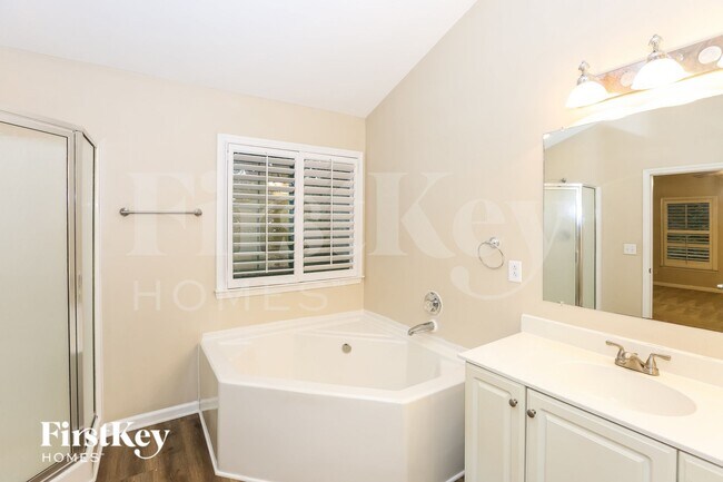 Building Photo - 9718 Whitewood Trail