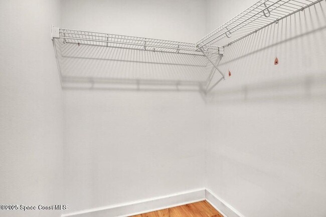 Building Photo - 2559 Christopher Dr