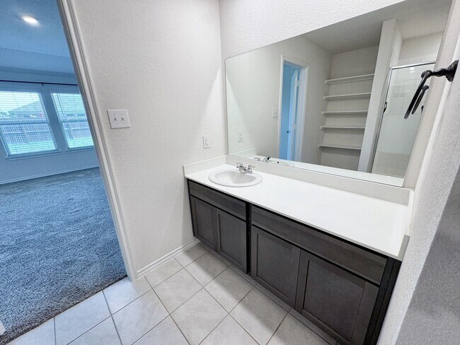 Building Photo - 3/2 in Magnolia Master Planned Community!