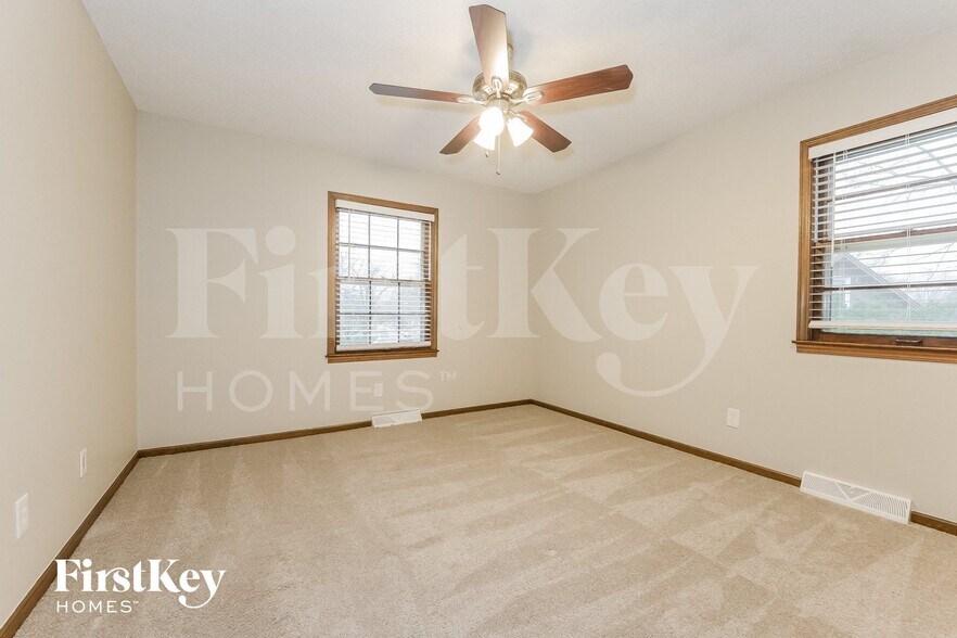 Building Photo - 9603 Hardy St