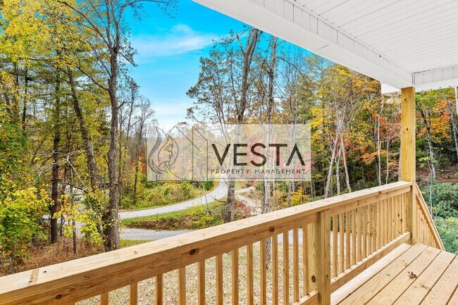 Building Photo - 2506 Turnpike Rd