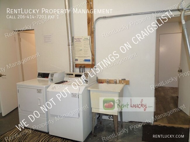 Building Photo - 2116 NE 85th St