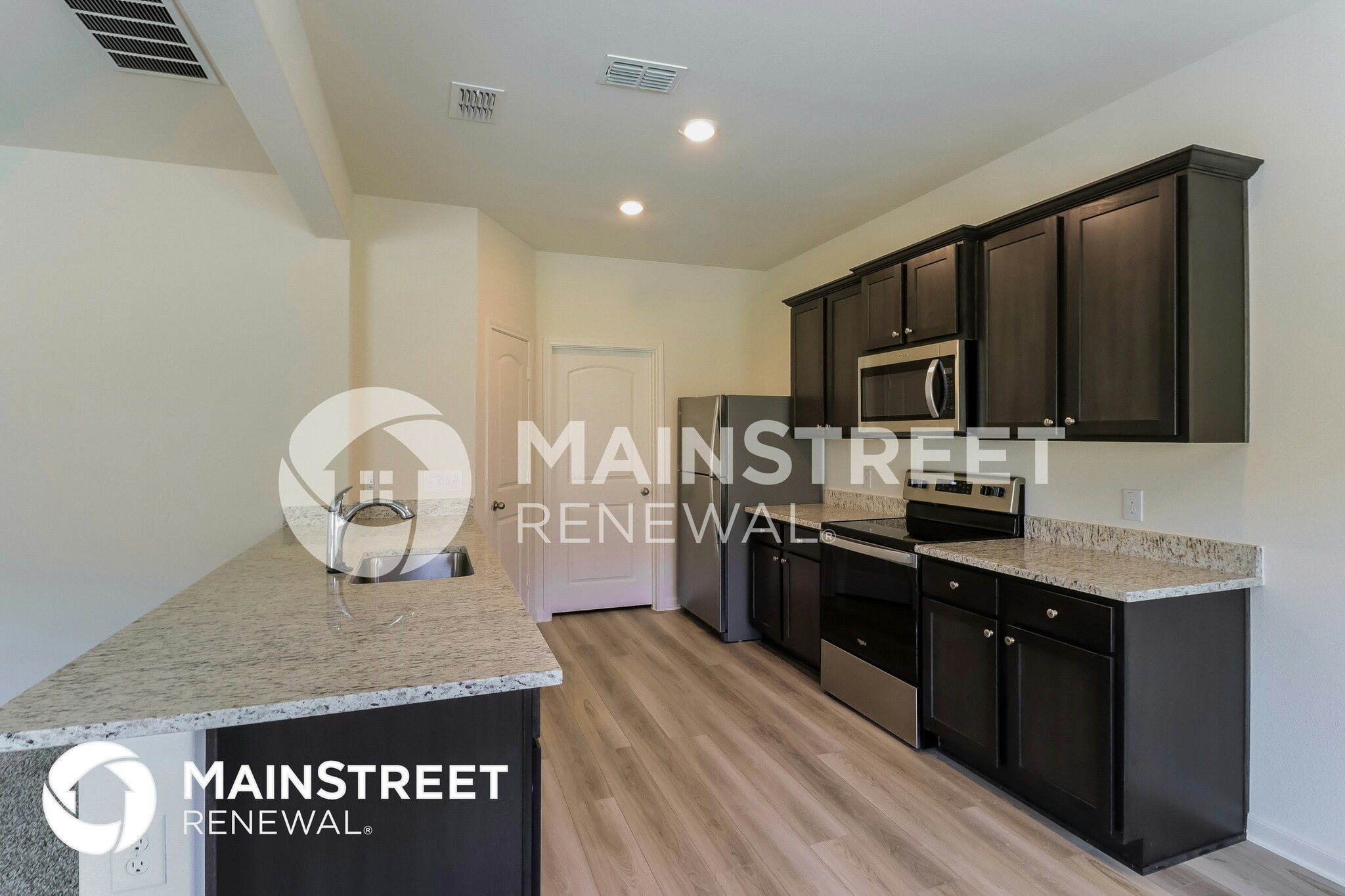 Building Photo - 124 Switchback Hl Rd