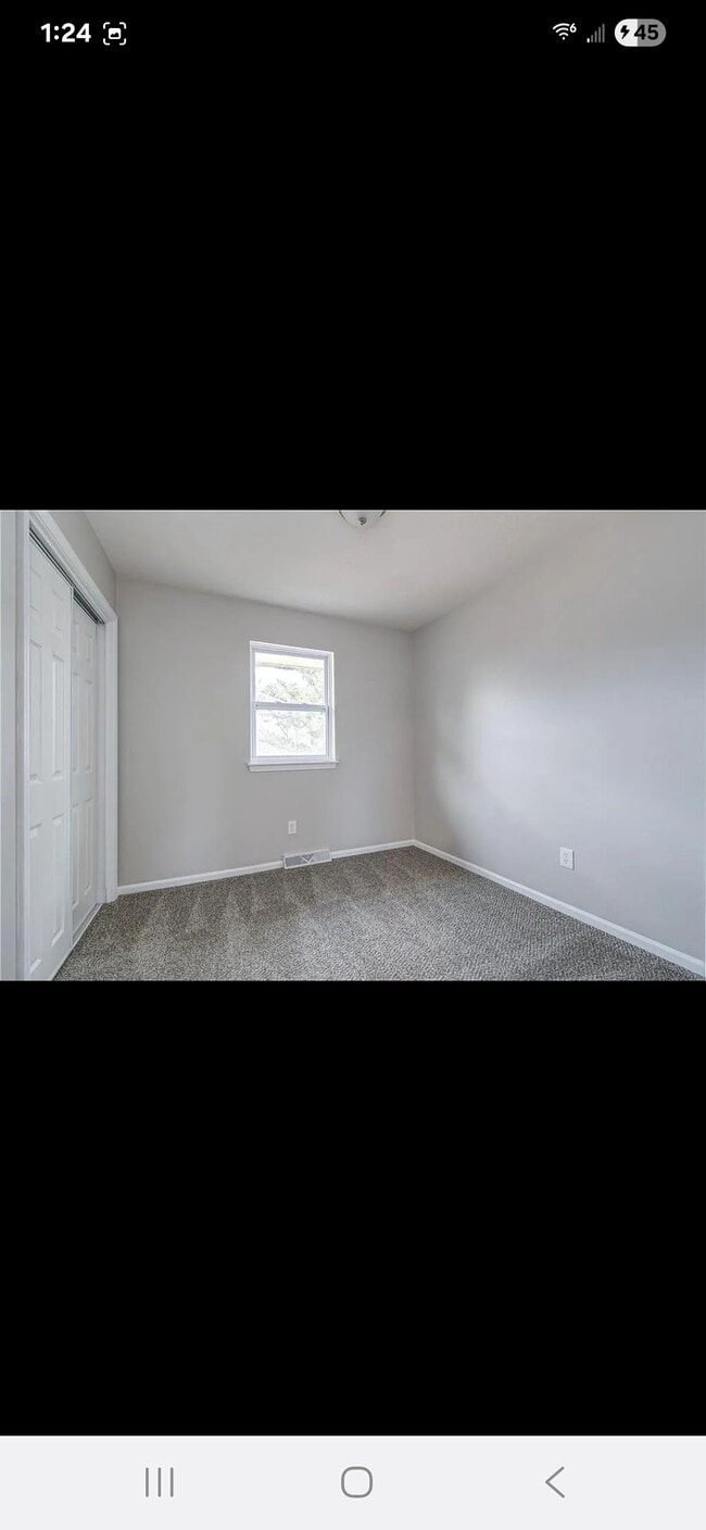 Building Photo - 314 SW Ensley Ln