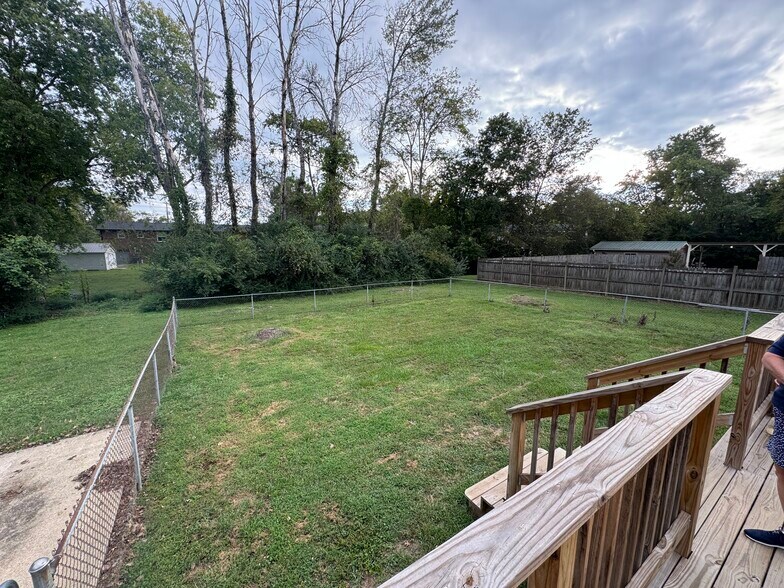 Building Photo - 641 Harpeth Bend Dr