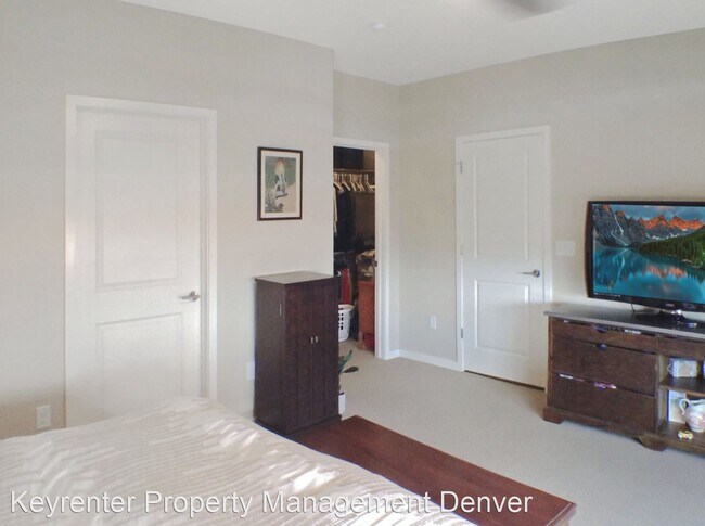 Building Photo - 3 br, 3 bath House - 2112 N Clay St