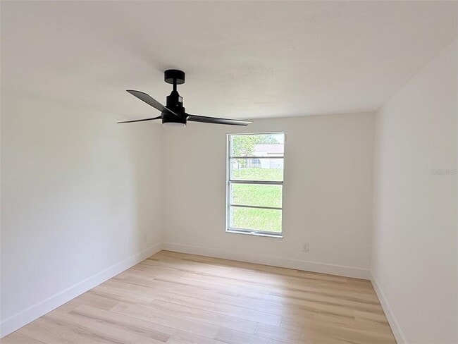 Building Photo - 8512 Longboat Ln
