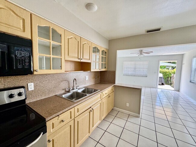 Primary Photo - POS Holdings LLC-718-720