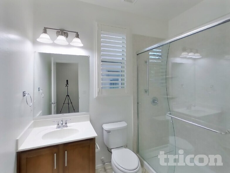 Building Photo - 3439 E Michelle Way