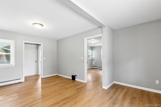 Building Photo - 171 Wakeman Rd